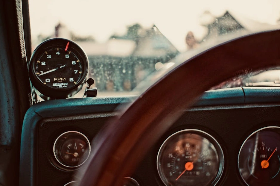 Pulpit nawigacyjny oprogramowania CRM pokazujący wyniki sprzedaży.